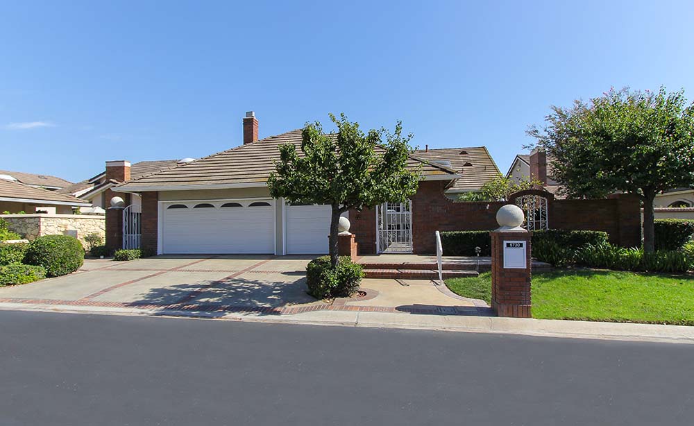 5730 E Crest De Ville, Orange, CA