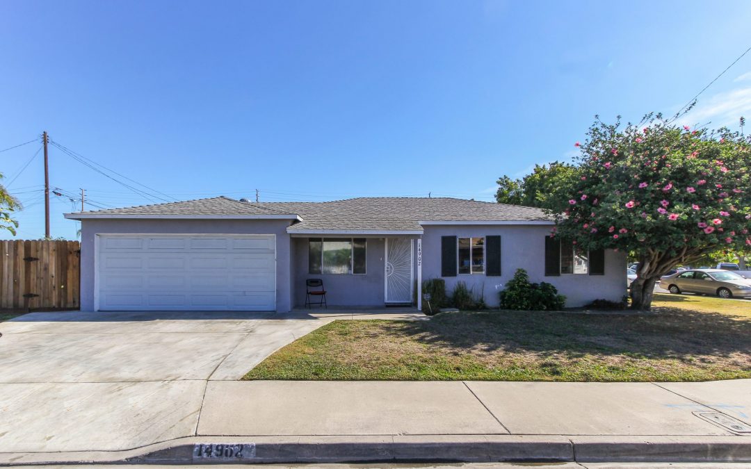 14902 Riata, Midway City, CA